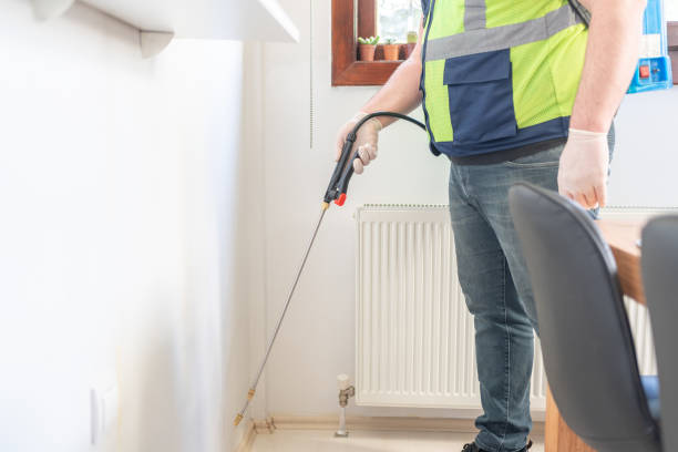 Best Cockroach Control Services  in Adrian, MI